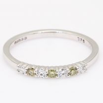 Motif green and white diamond stackable ring