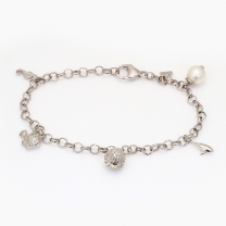 Coastal quandong and white pearl charm bracelet